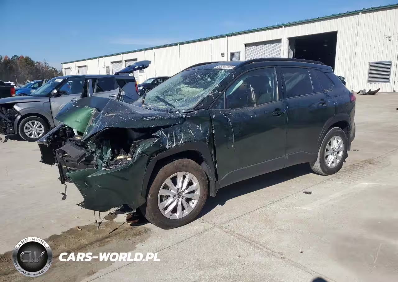 2024 Toyota Corolla Cross Le