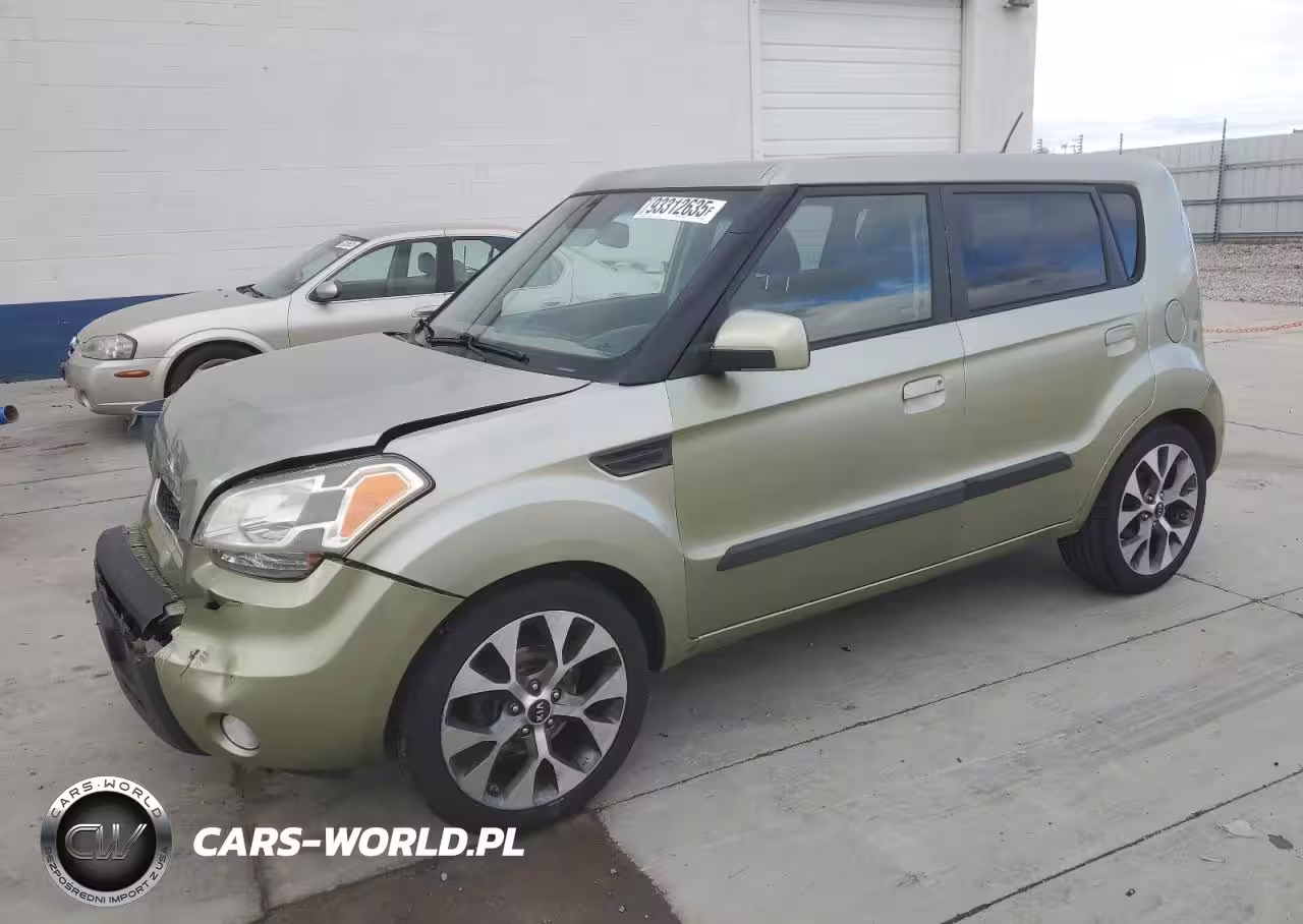 2010 Kia Soul +