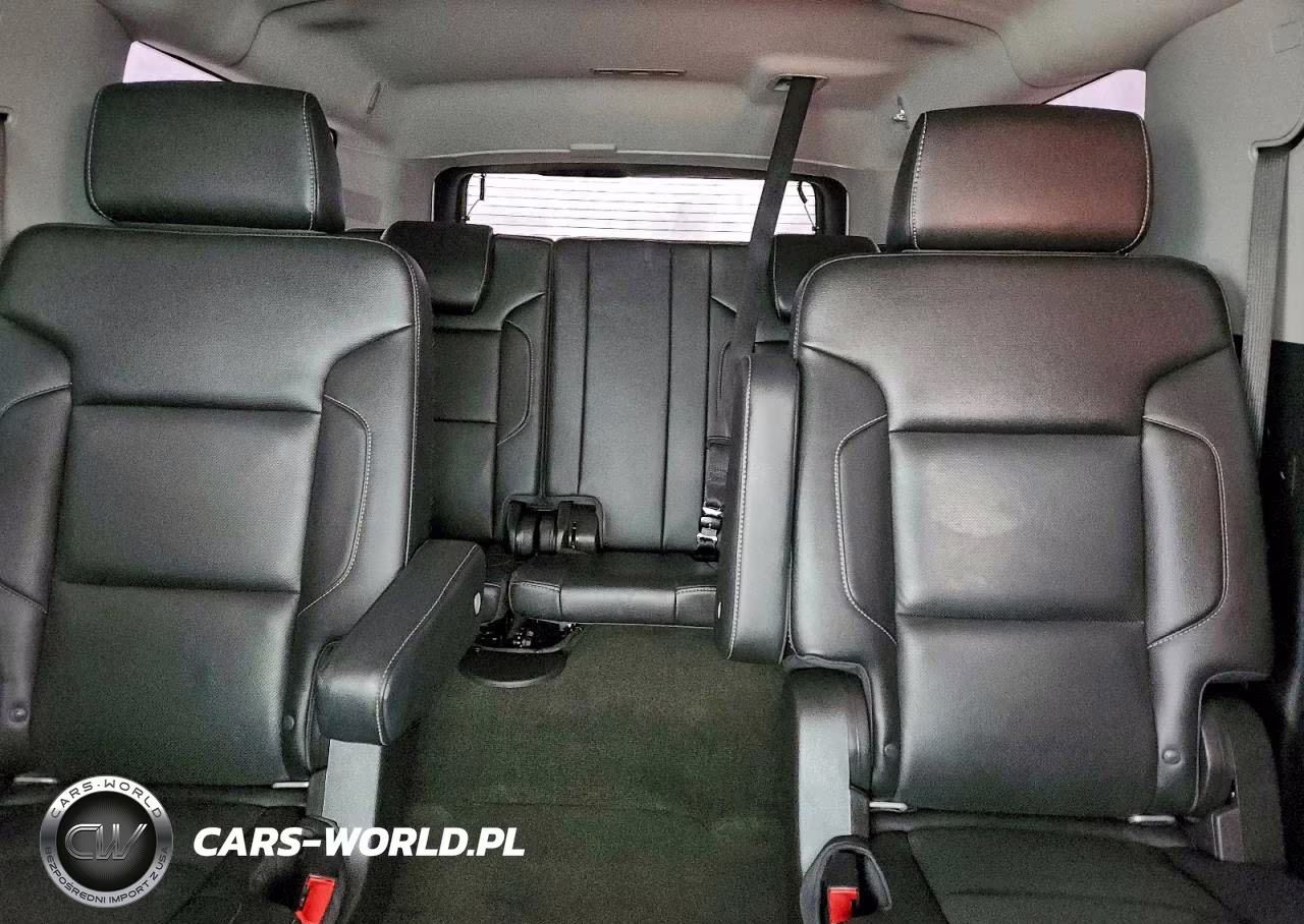 2018 Chevrolet Suburban C1500 Premier VIN:1GNSCJKC8JR161889 - 10