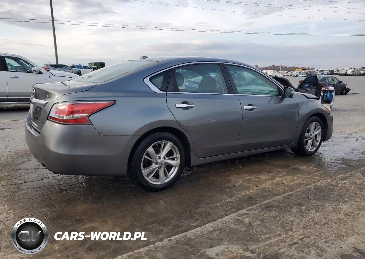 2015 Nissan Altima 2.5 VIN:1N4AL3AP4FC415764 - 3