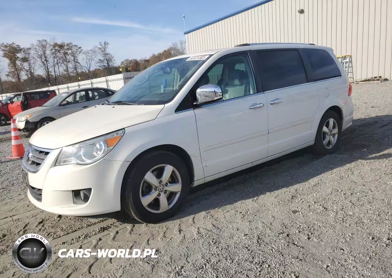 2012 Volkswagen Routan Sel Premium