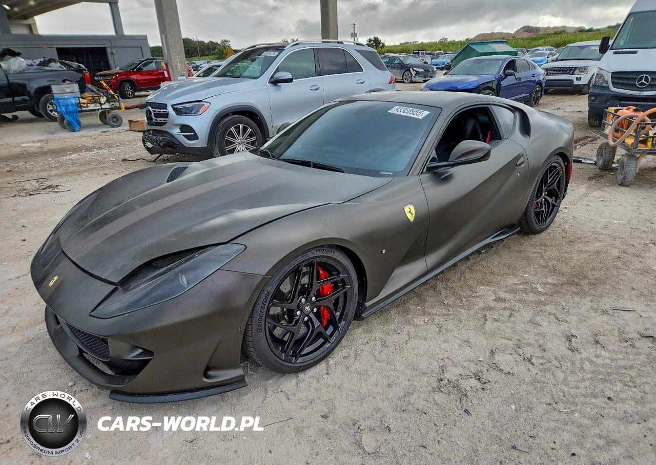 2018 Ferrari 812 Superfast – zdjęcie 1 z 12