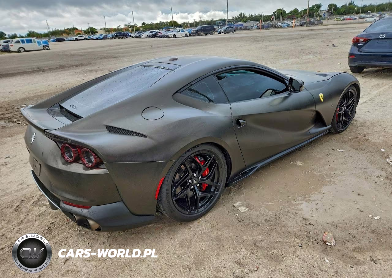 2018 Ferrari 812 Superfast VIN:ZFF83CLA6J0235697 - 3