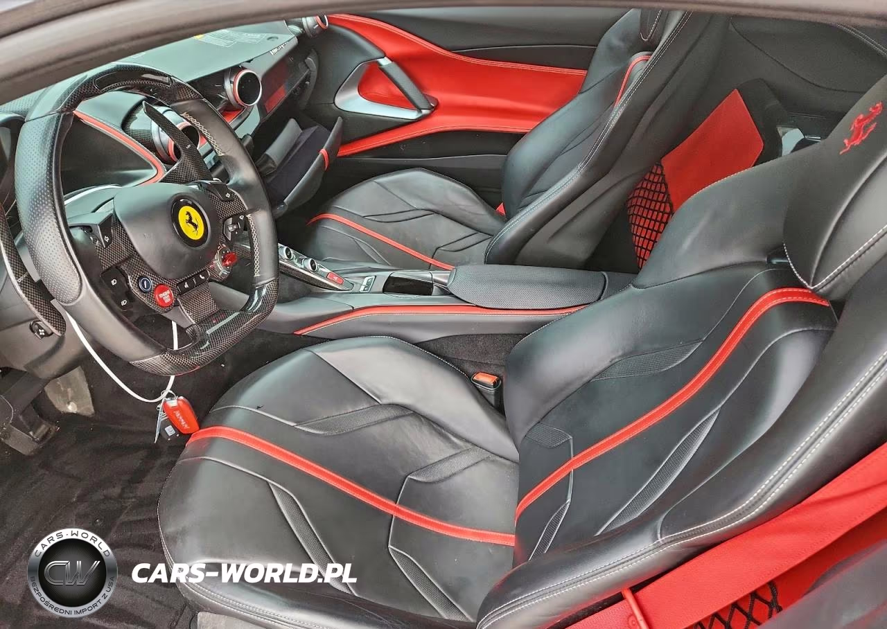 2018 Ferrari 812 Superfast VIN:ZFF83CLA6J0235697 - 7