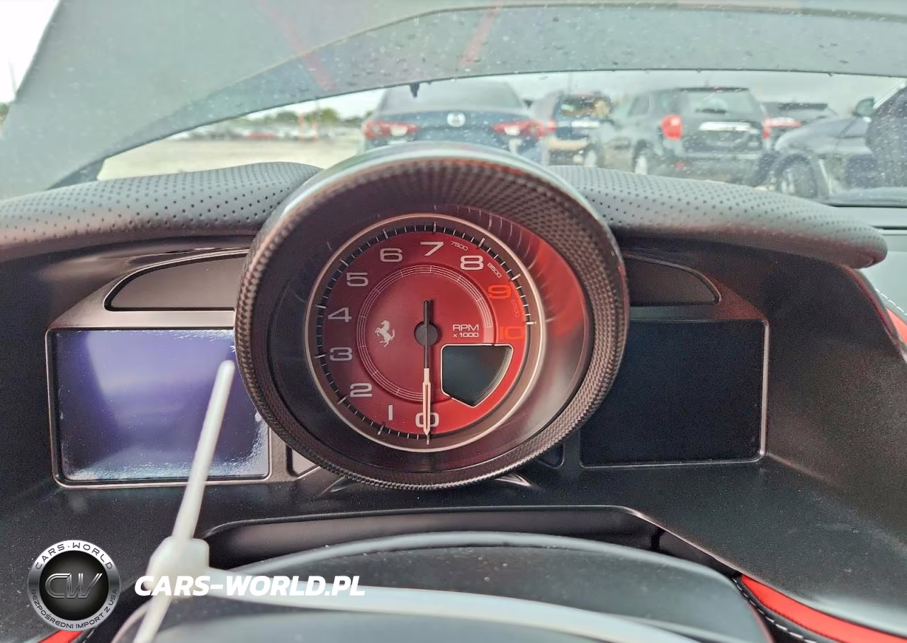 2018 Ferrari 812 Superfast VIN:ZFF83CLA6J0235697 - 9