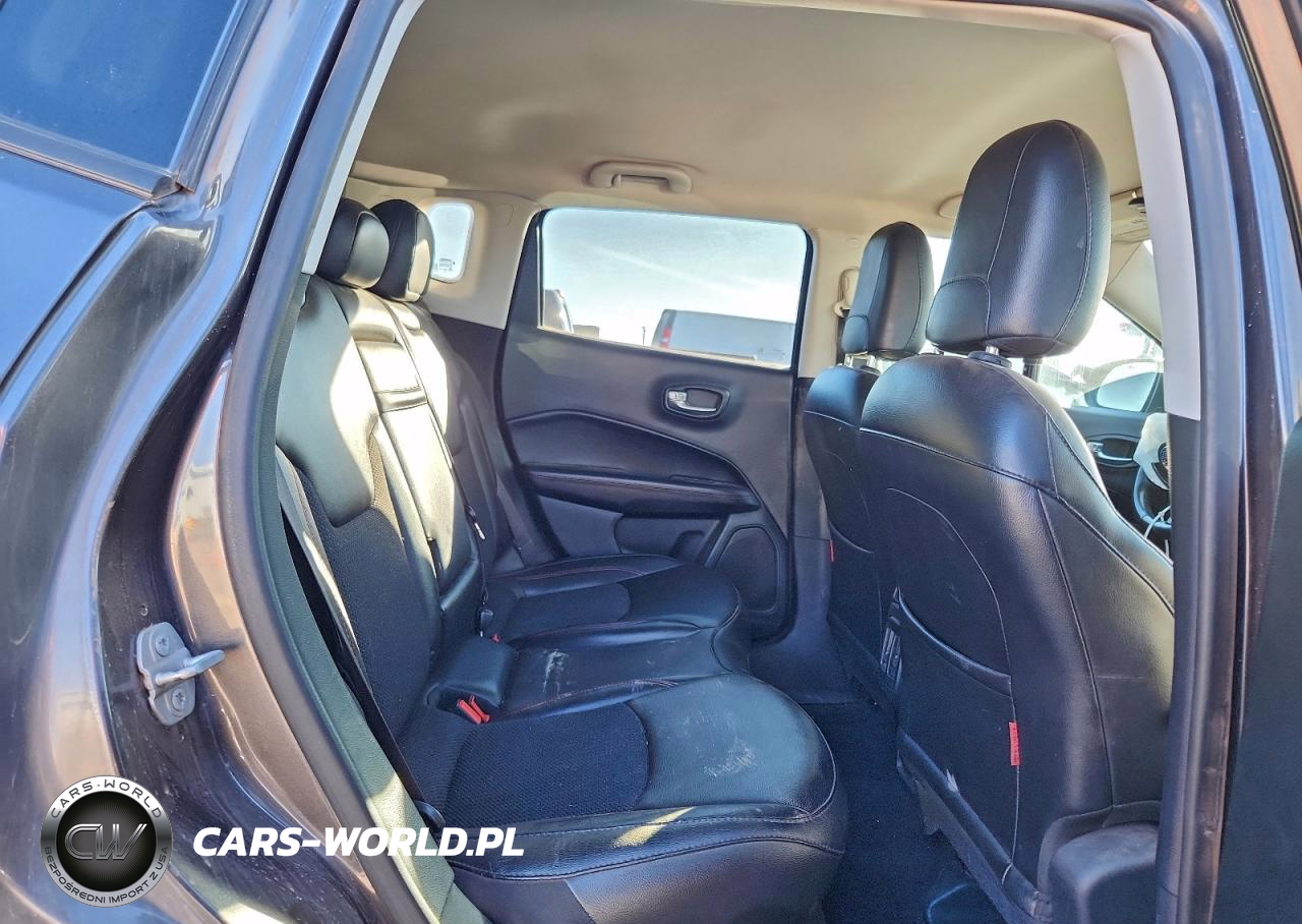 2019 Jeep Compass Trailhawk VIN:3C4NJDDBXKT721504 - 11