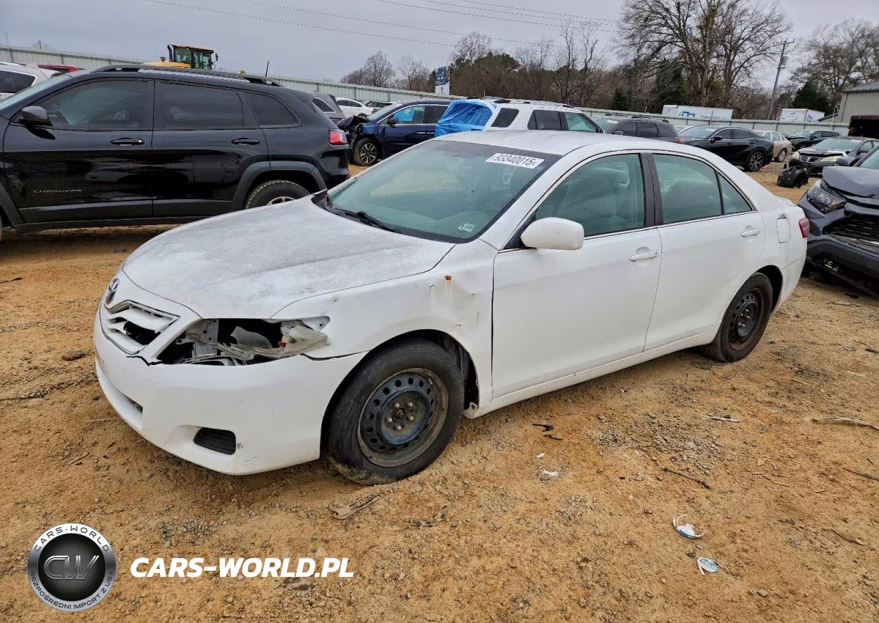 2011 Toyota Camry Base – zdjęcie 1 z 12