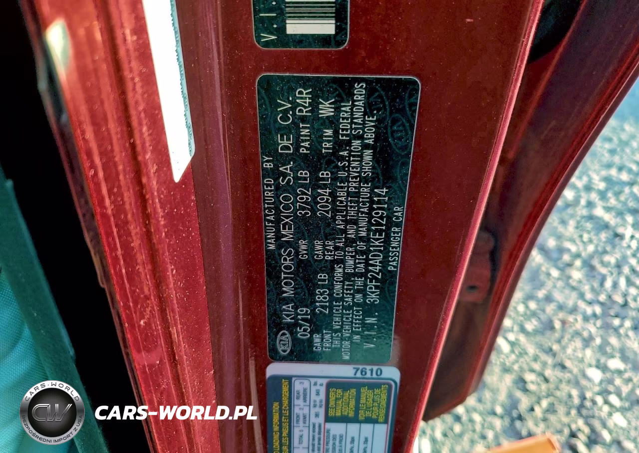2019 Kia Forte Fe VIN:3KPF24AD1KE129114 - 12