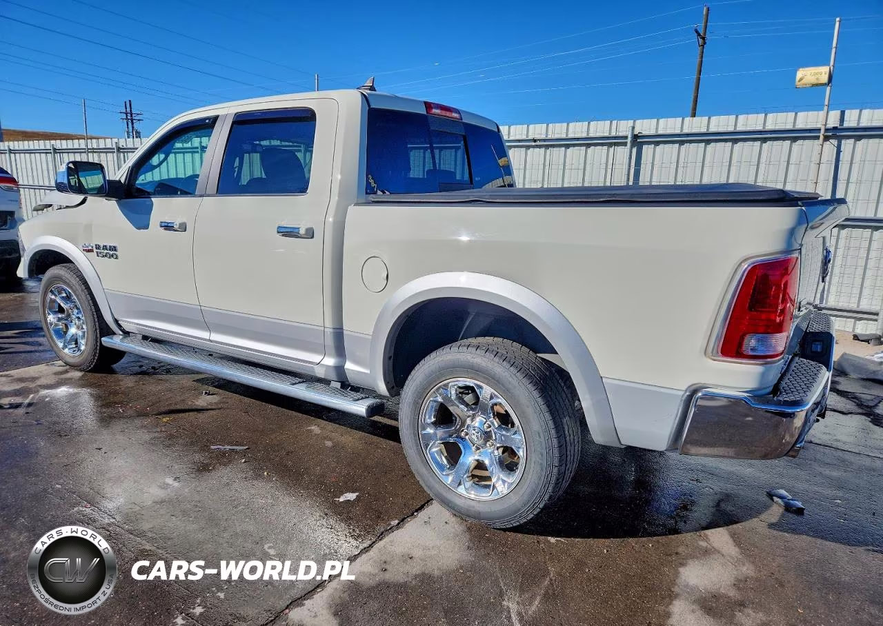 2016 Ram 1500 Laramie VIN:1C6RR7NT7GS250558 - 2