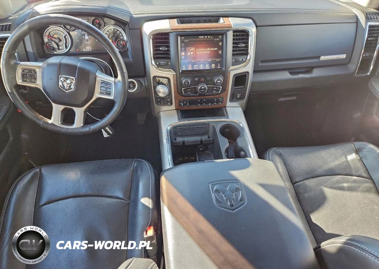 2016 Ram 1500 Laramie VIN:1C6RR7NT7GS250558 - 8