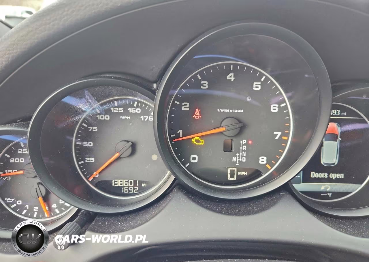 2016 Porsche Cayenne VIN:WP1AA2A28GKA36416 - 9