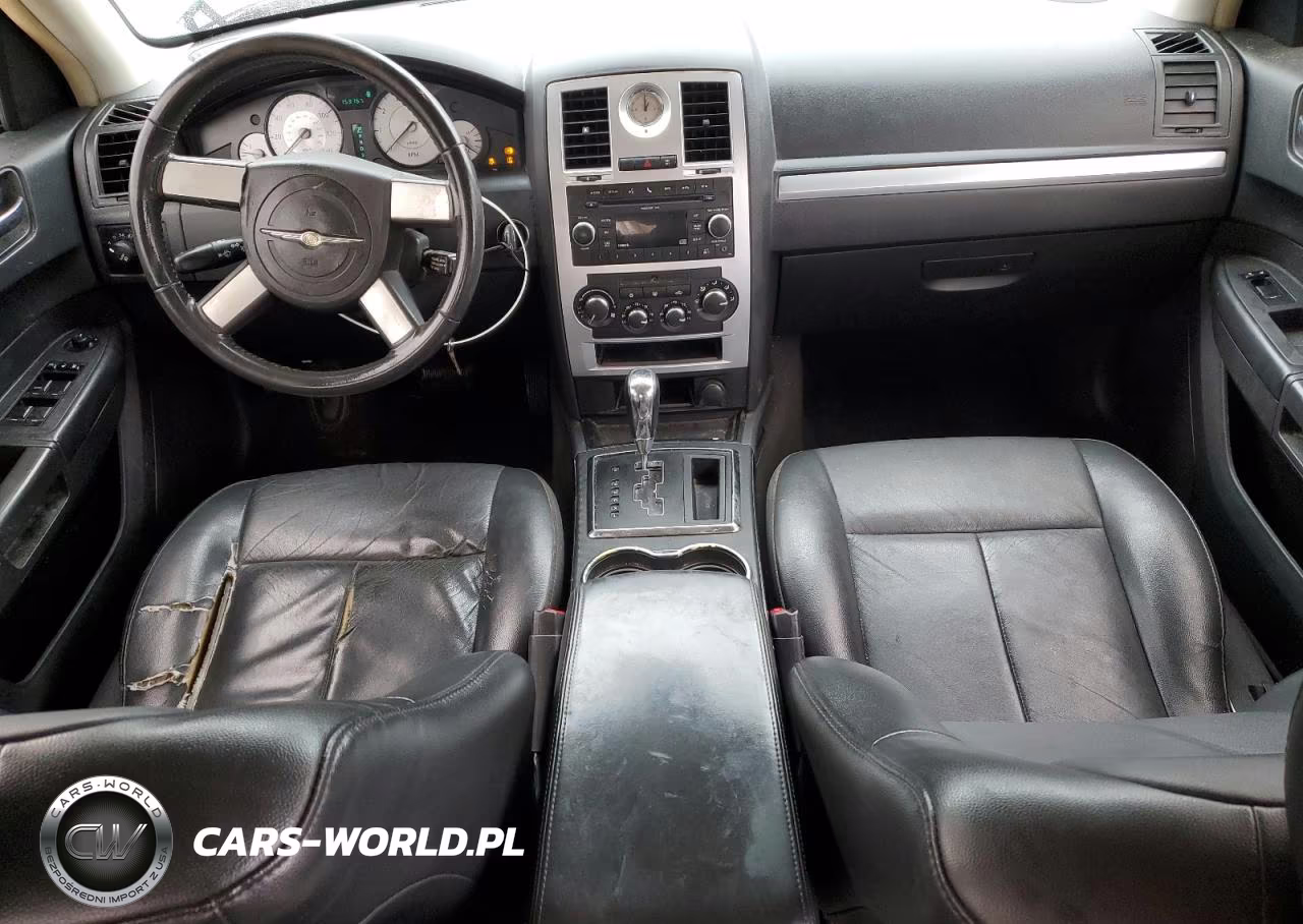 2010 Chrysler 300 Touring VIN:2C3CA5CVXAH155090 - 8