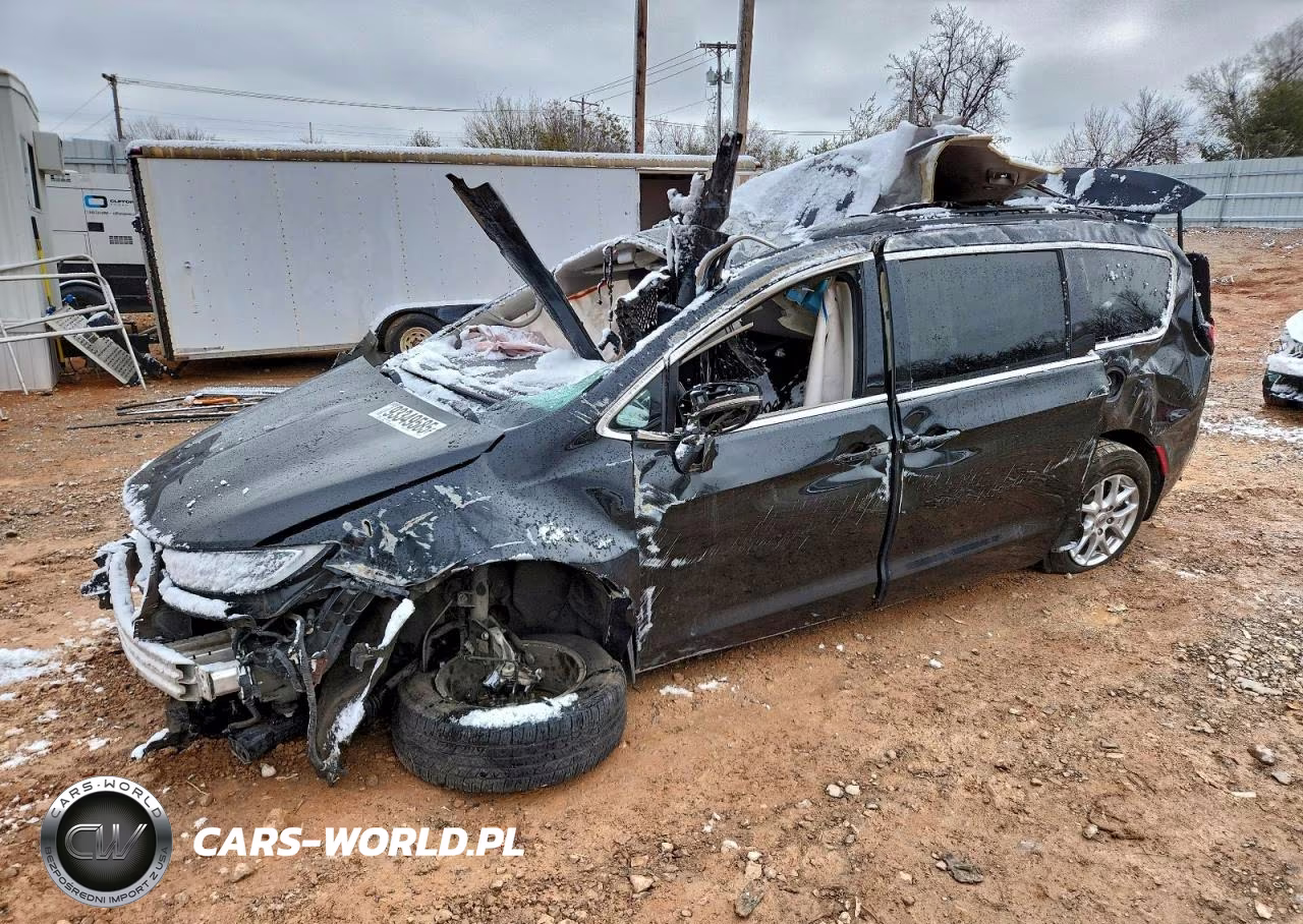 2022 Chrysler Pacifica Touring L