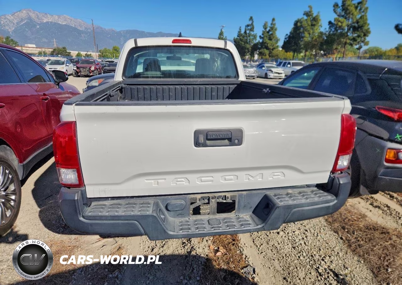 2017 Toyota Tacoma Access Cab VIN:5TFRX5GN3HX092290 - 6