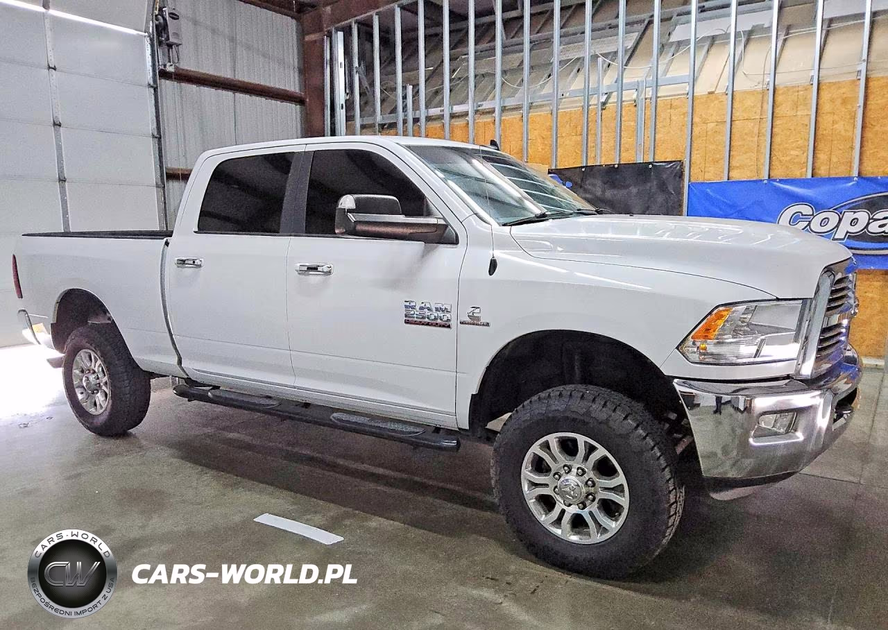 2017 Ram 2500 Slt VIN:3C6UR5DL2HG680359 - 4