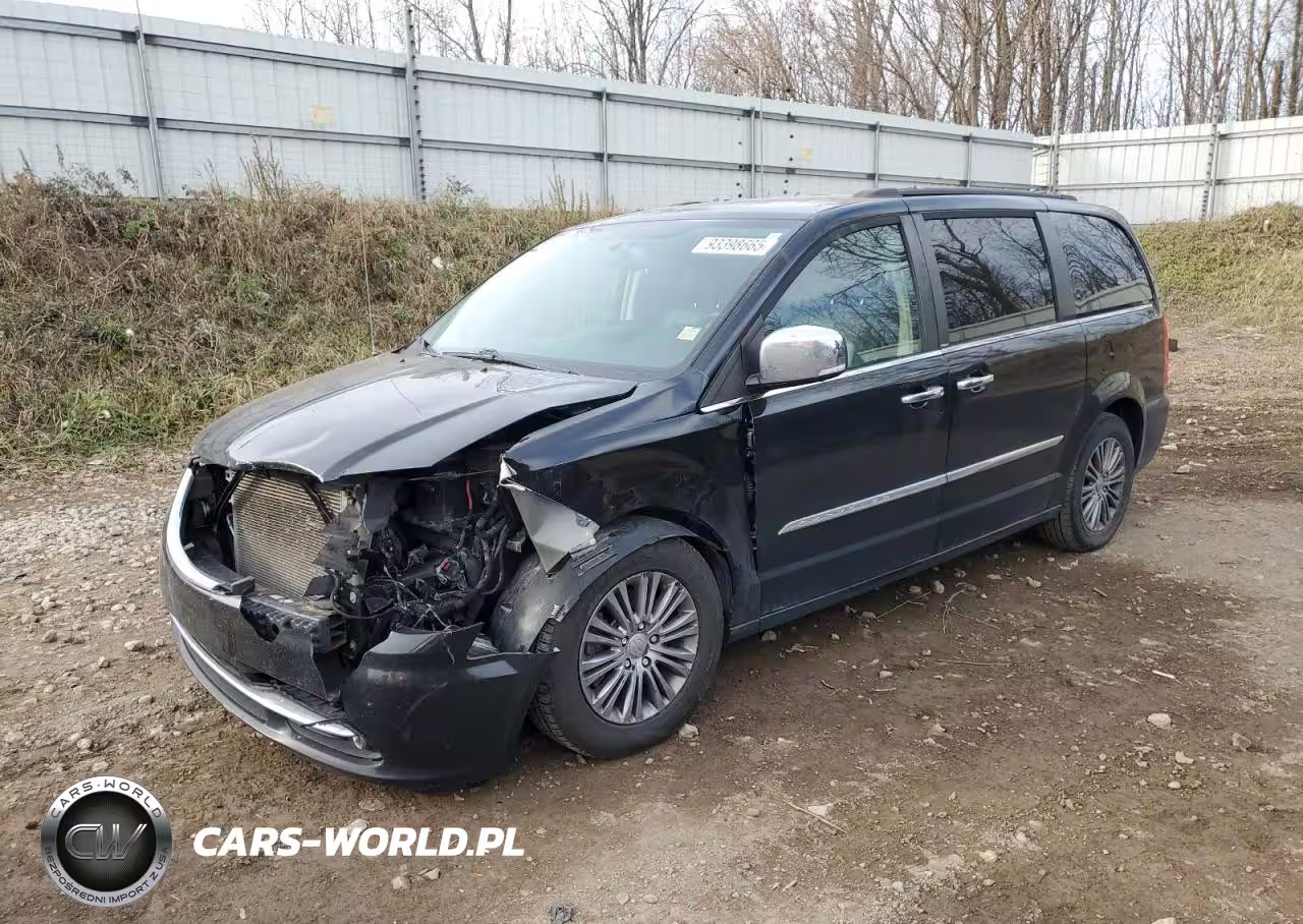 2014 Chrysler Town & Country Touring L