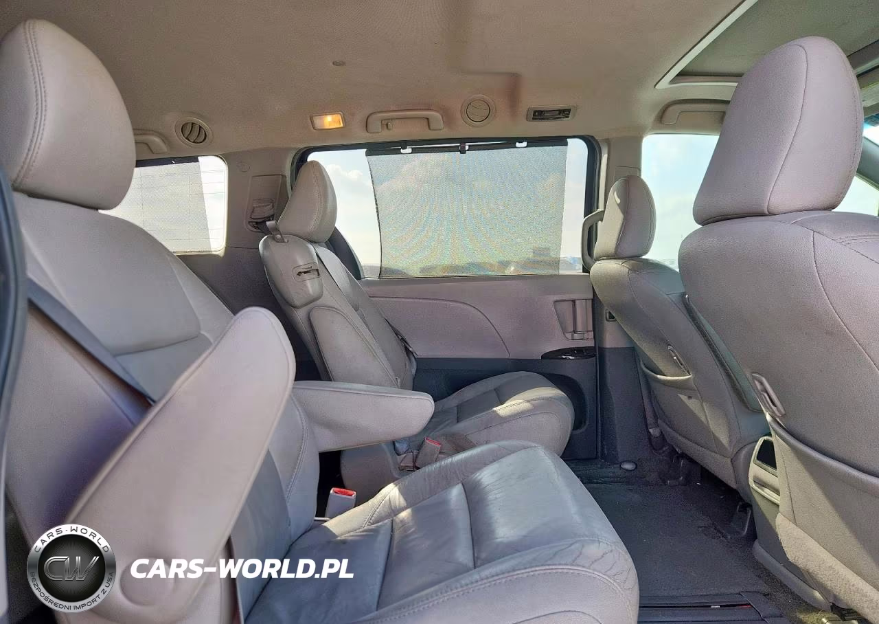 2016 Toyota Sienna Xle VIN:5TDYK3DC5GS705807 - 11