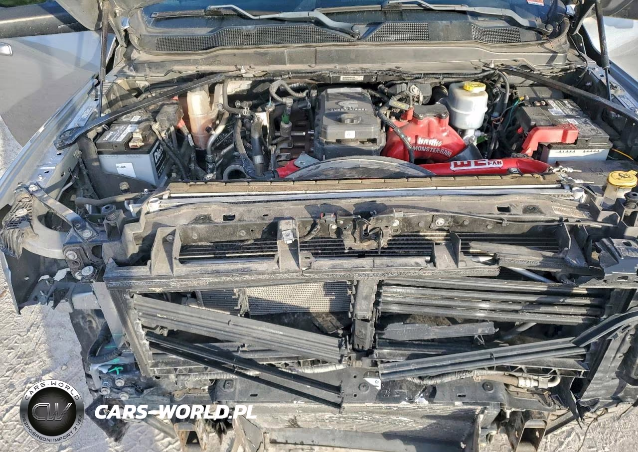 2021 Ram 2500 Laramie VIN:3C6UR5FL1MG544280 - 11