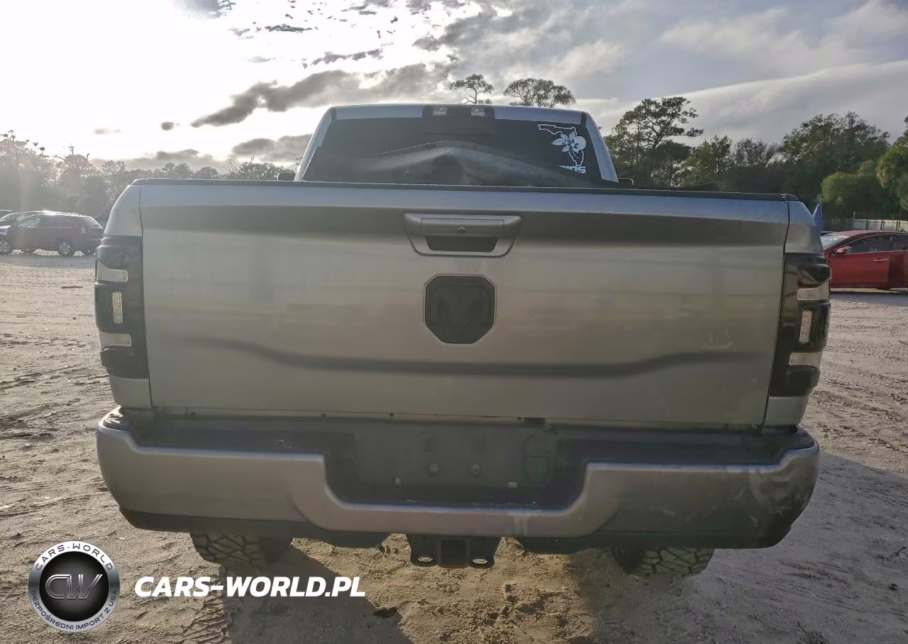 2021 Ram 2500 Laramie VIN:3C6UR5FL1MG544280 - 6