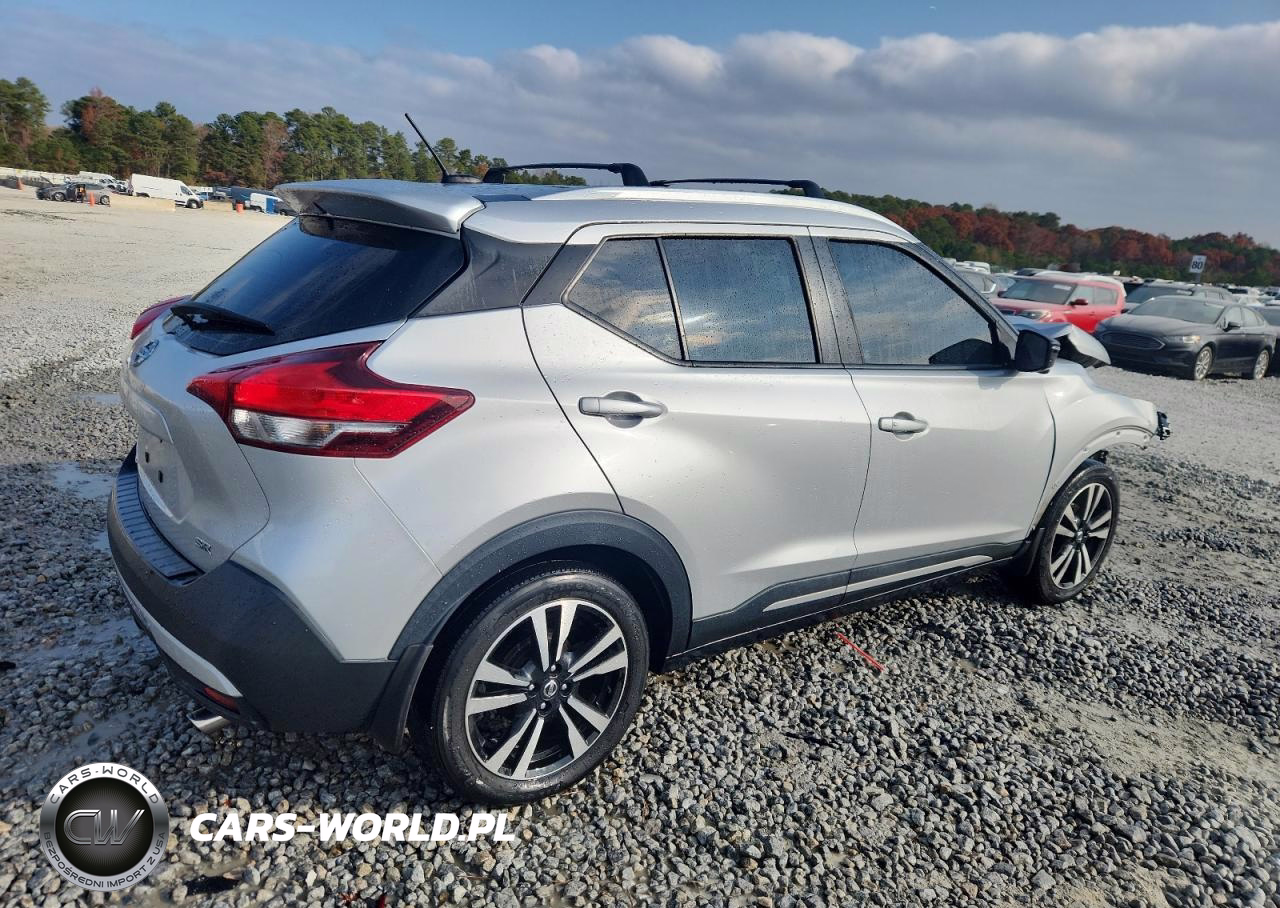 2018 Nissan Kicks Sr VIN:3N1CP5CU9JL534853 - 3