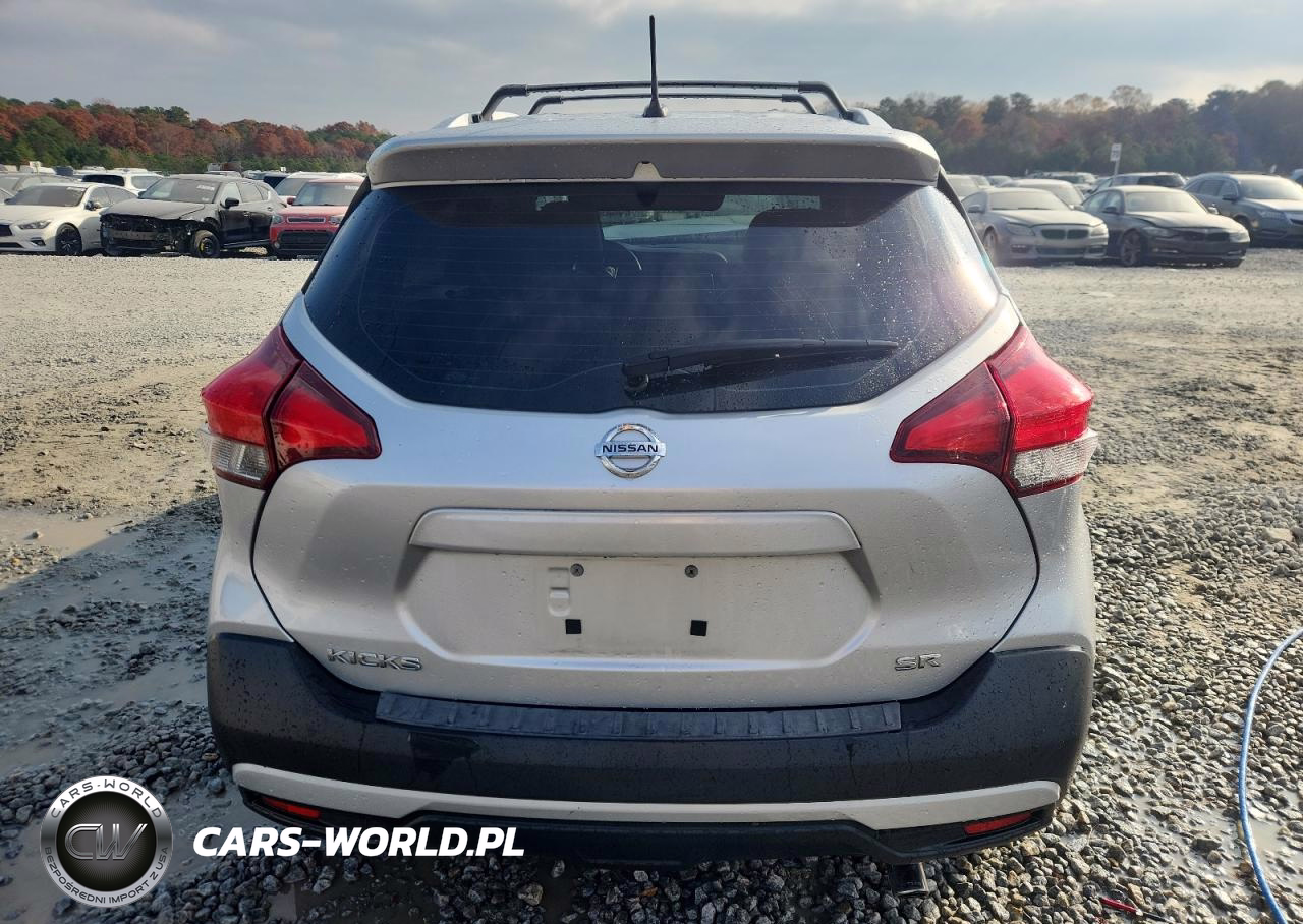 2018 Nissan Kicks Sr VIN:3N1CP5CU9JL534853 - 6