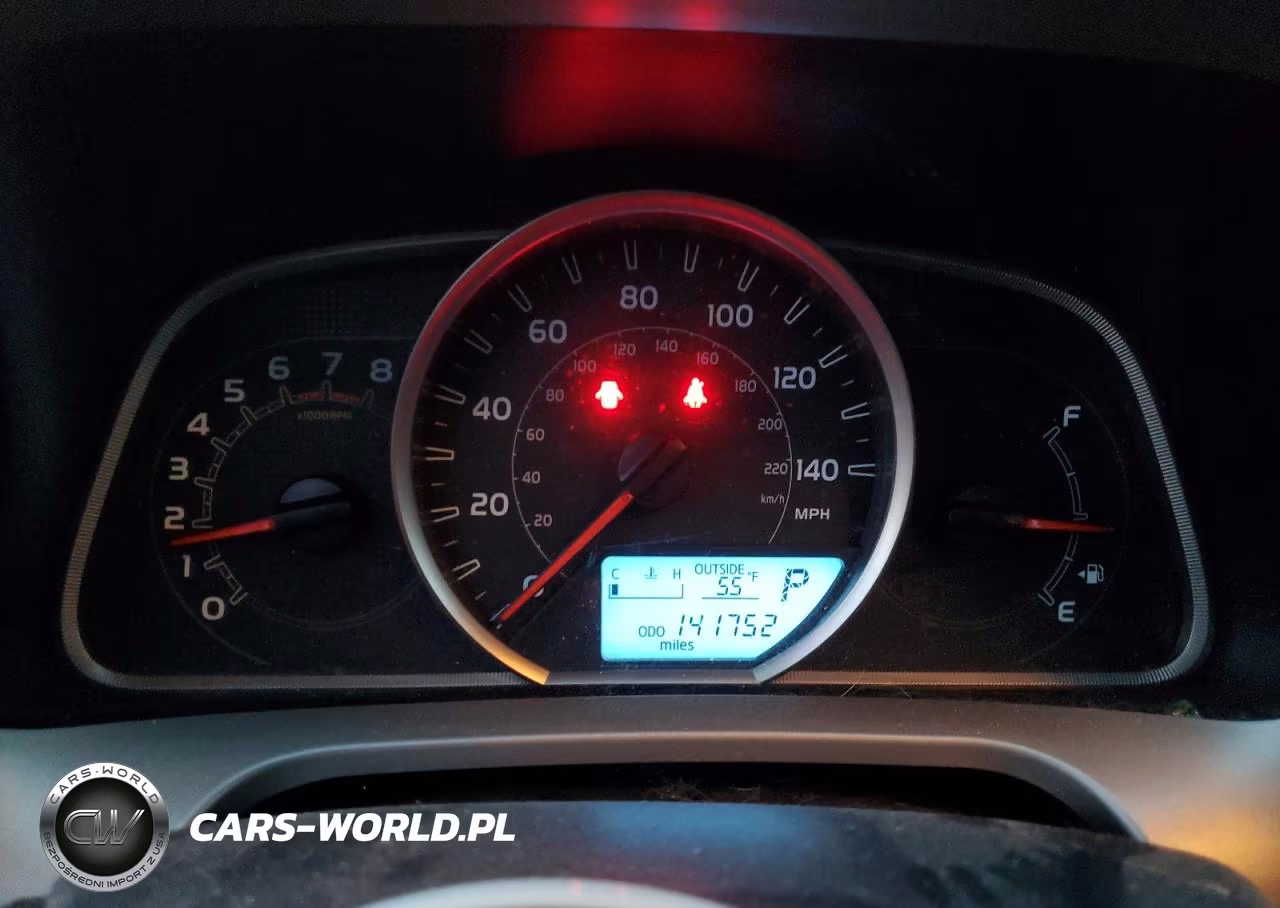 2015 Toyota Rav4 Xle VIN:JTMRFREV8FD158361 - 9