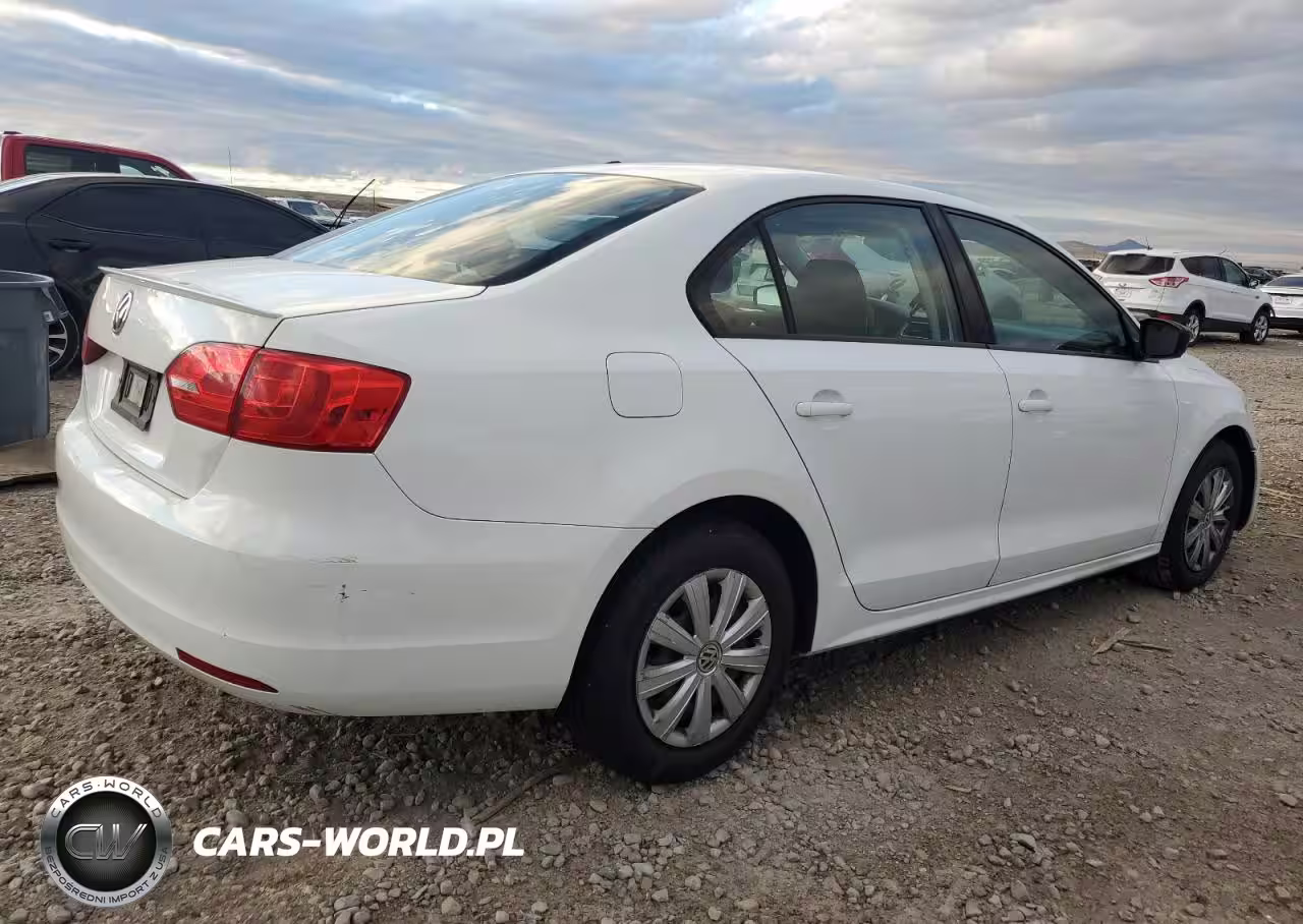 2014 Volkswagen Jetta Base VIN:3VW2K7AJ0EM429658 - 3