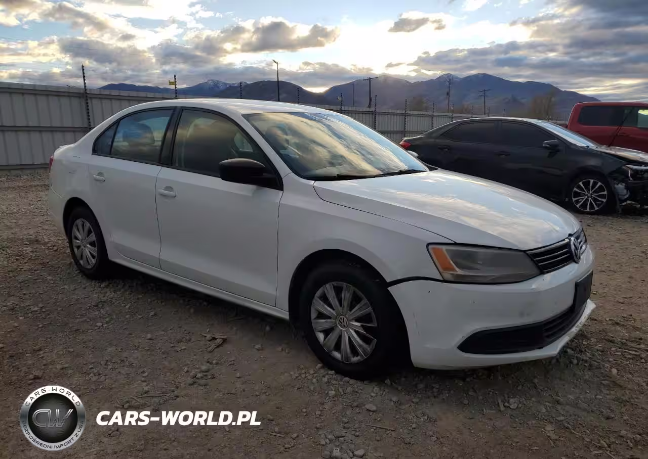 2014 Volkswagen Jetta Base VIN:3VW2K7AJ0EM429658 - 4