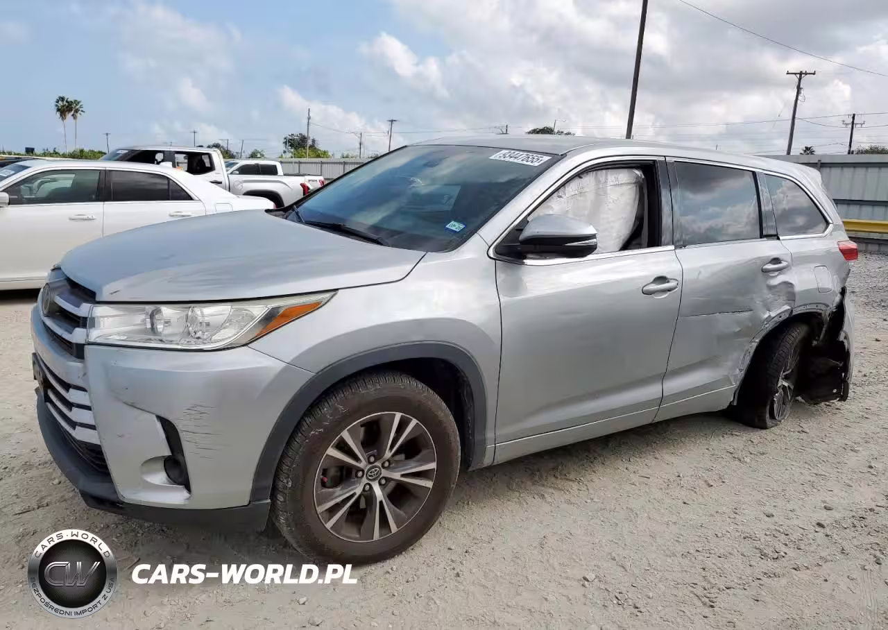 2017 Toyota Highlander Le