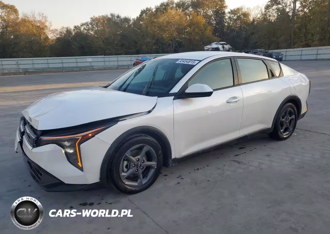 2025 Kia K4 Lx