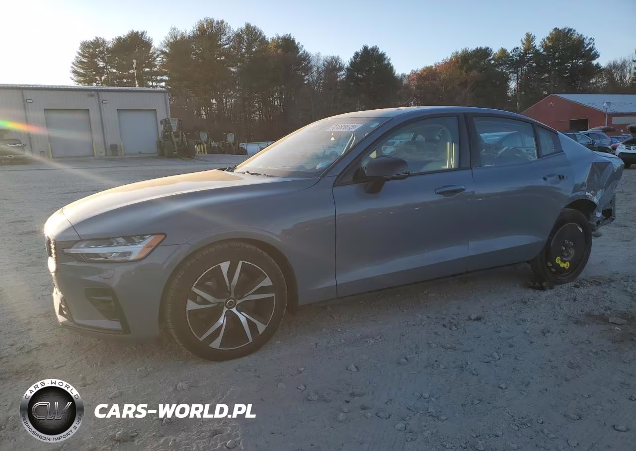 2024 Volvo S60 Core – zdjęcie 1 z 13