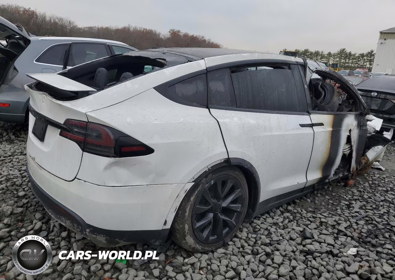 2023 Tesla Model X Dual Motor All-Wheel Drive-Standard Range VIN:7SAXCAE58PF385595 - 3