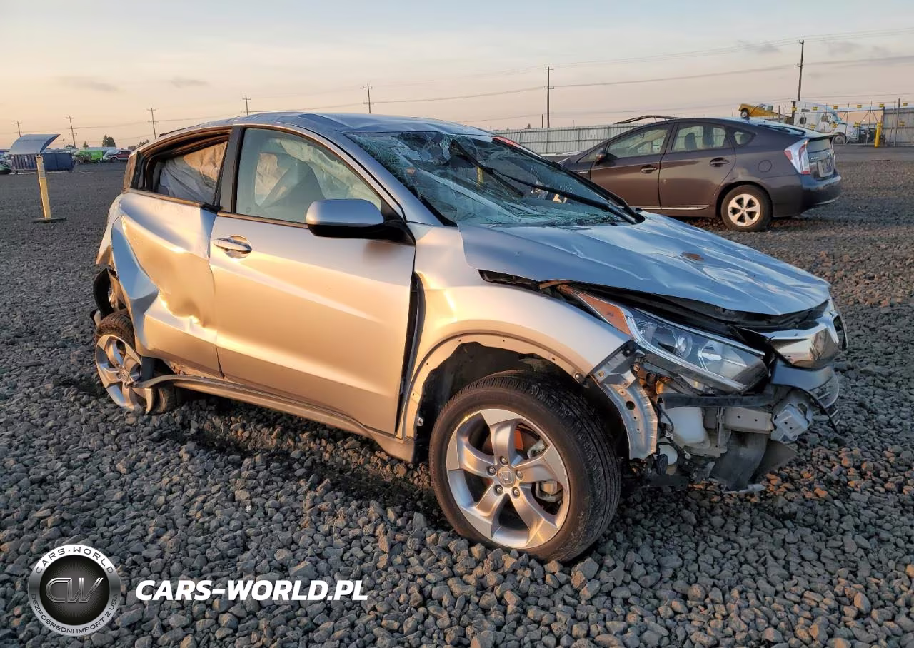 2019 Honda Hr-V Lx VIN:3CZRU6H37KM720600 - 4