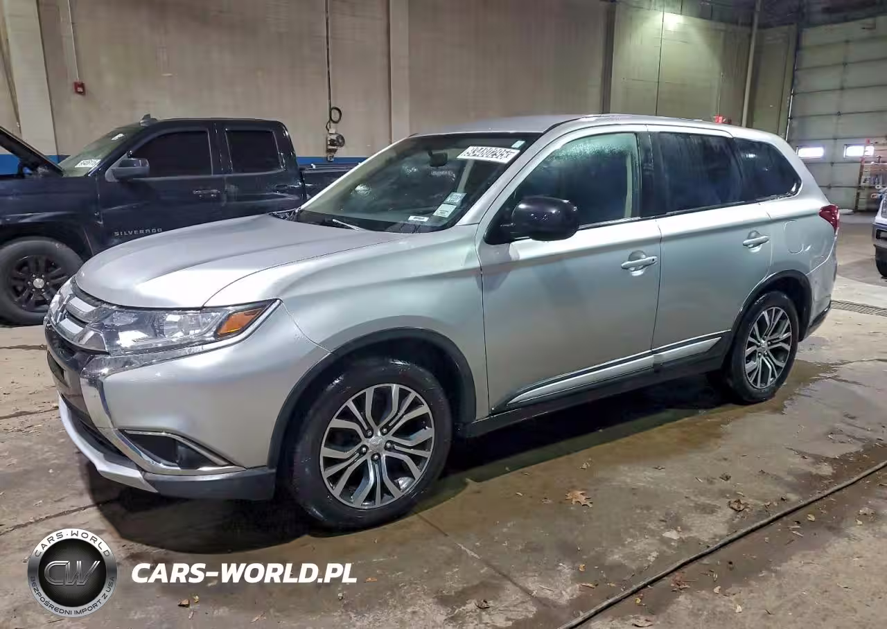 2018 Mitsubishi Outlander Es