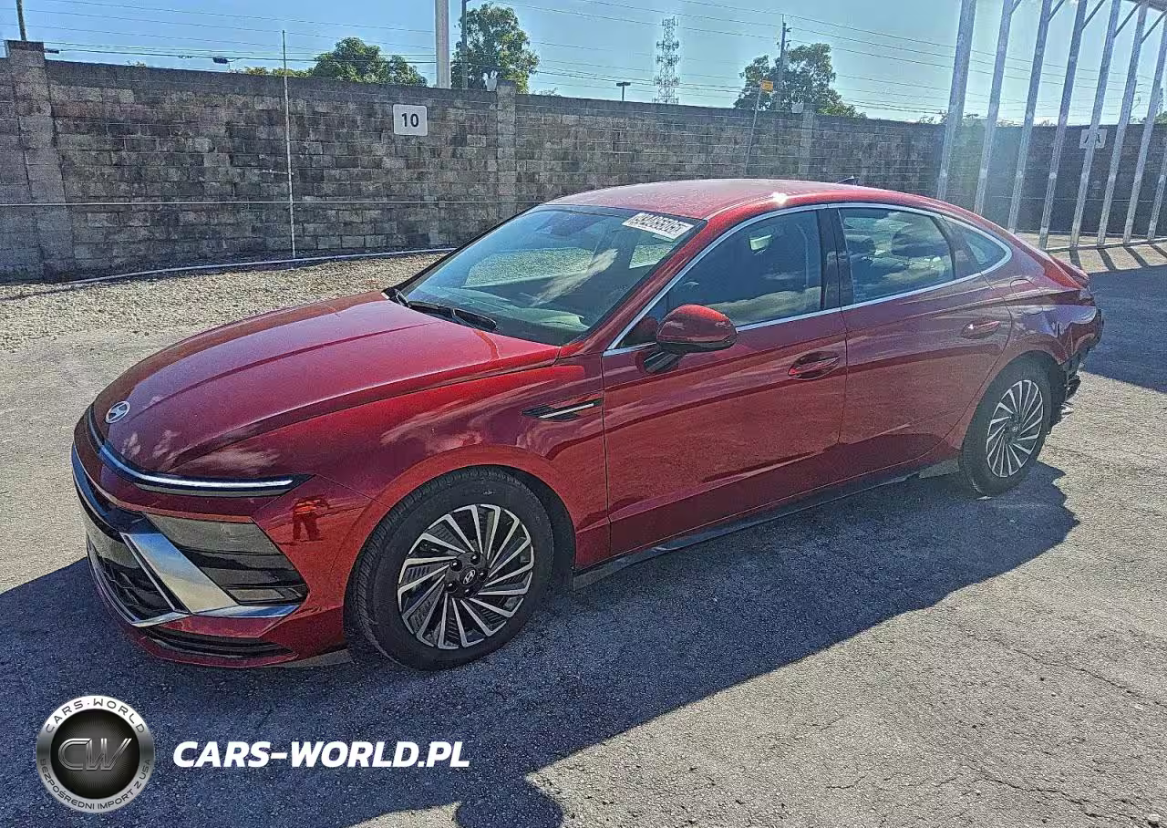 2025 Hyundai Sonata Hybrid