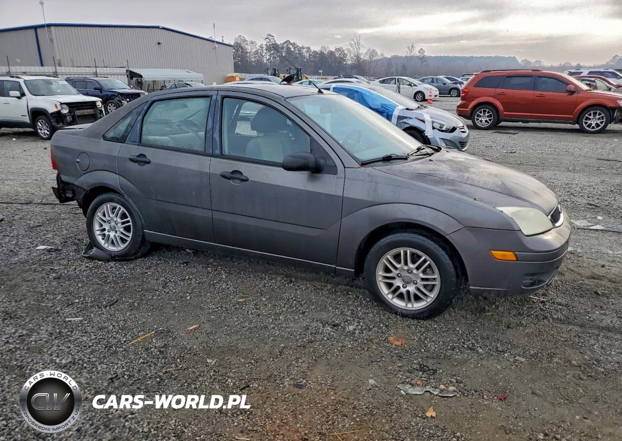 2007 Ford Focus Zx4 VIN:1FAFP34N87W366363 - 4