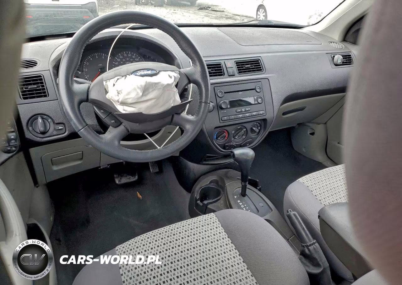 2007 Ford Focus Zx4 VIN:1FAFP34N87W366363 - 8