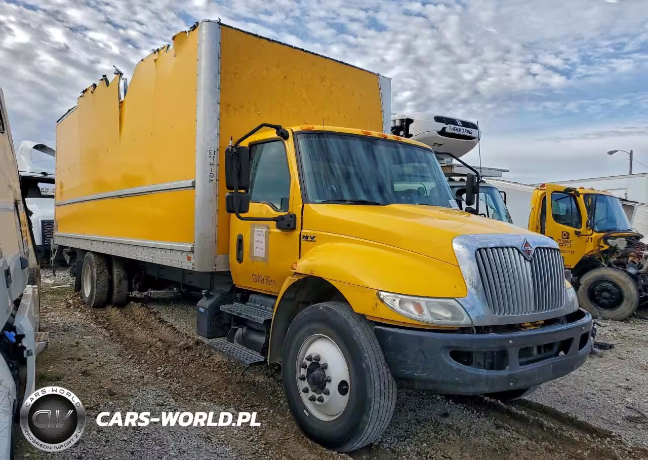 2020 International Mv607 Box Truck