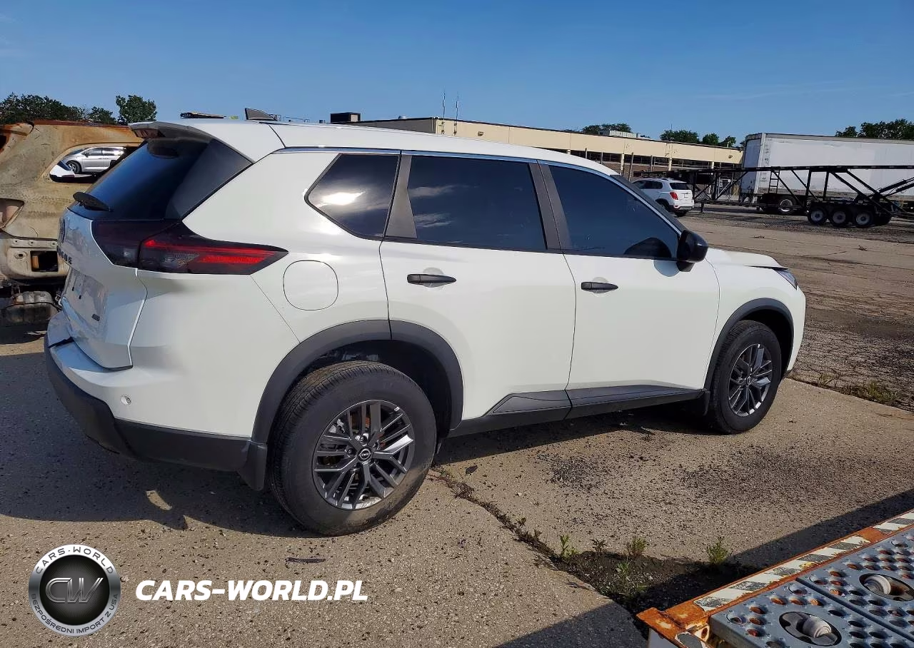2025 Nissan Rogue S VIN:5N1BT3AB8SC763947 - 3