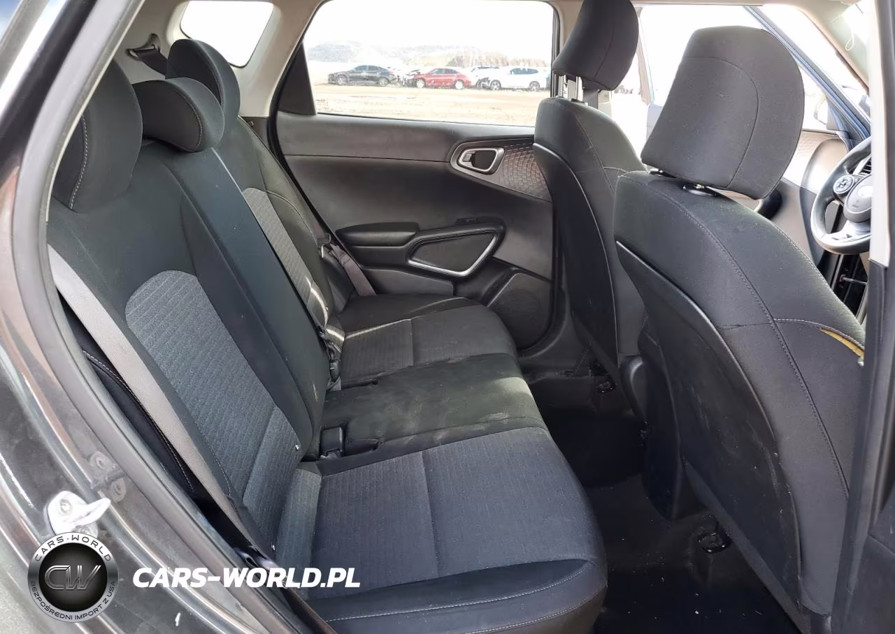 2021 Kia Soul Lx VIN:KNDJ23AU8M7747232 - 11