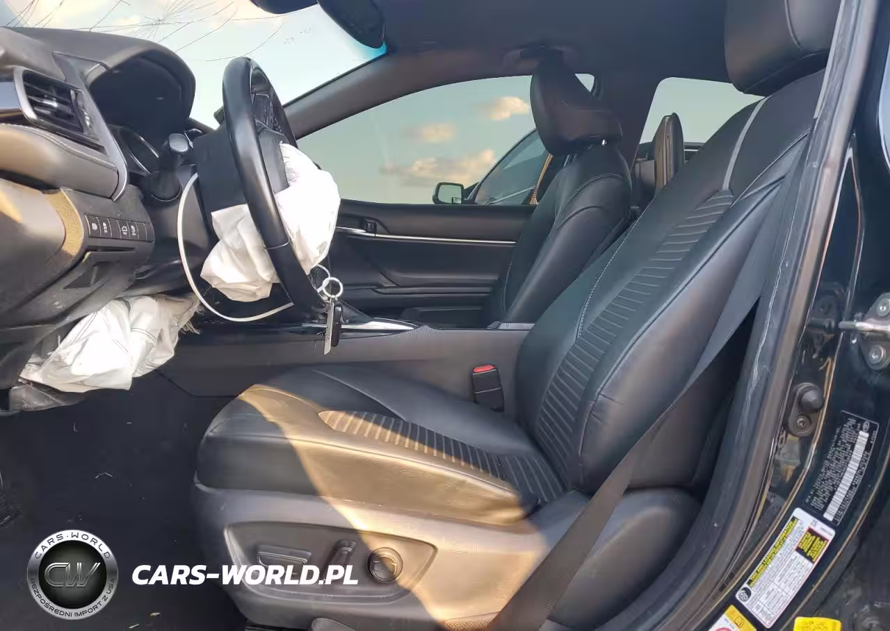 2019 Toyota Camry L VIN:4T1B11HK4KU738649 - 7