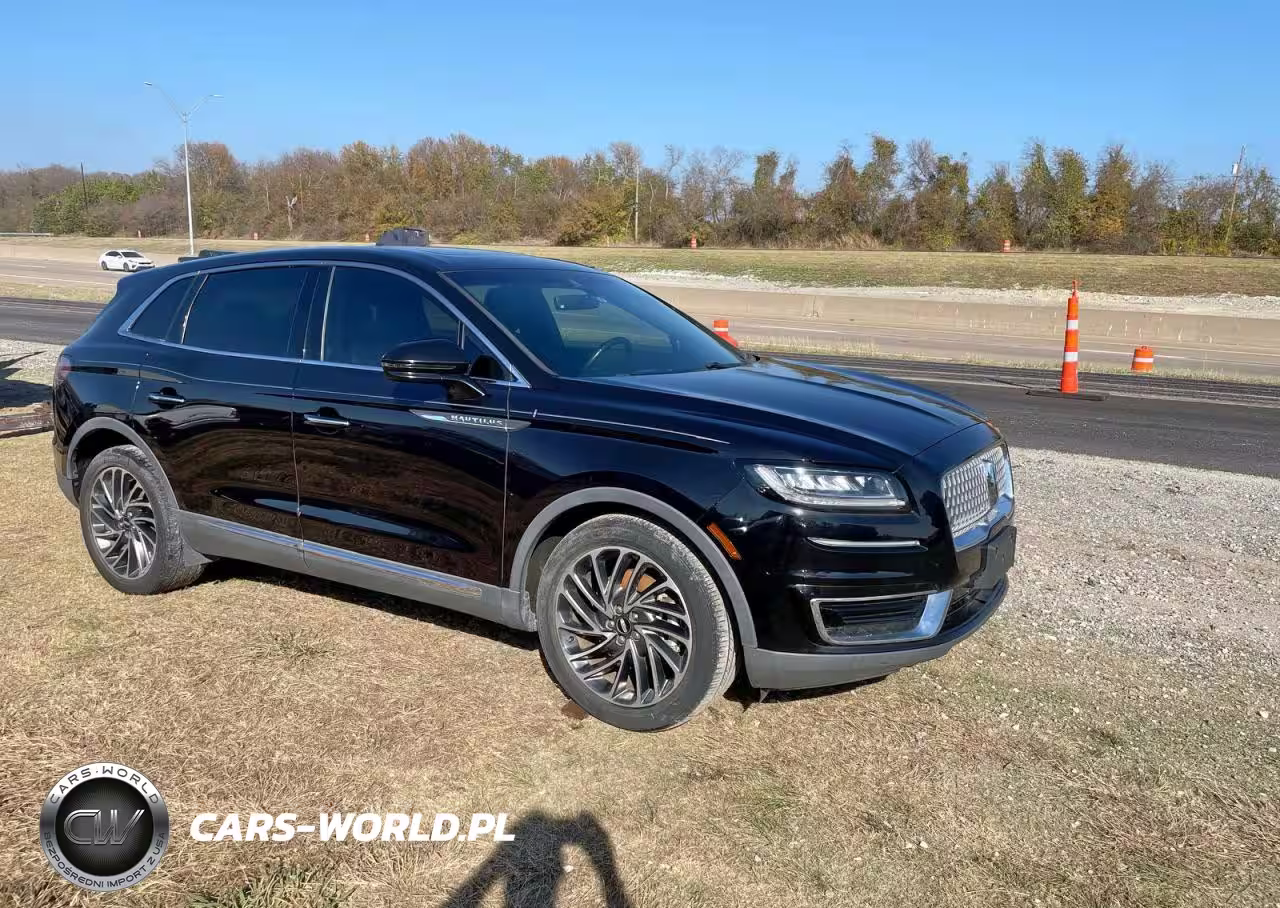 2019 Lincoln Nautilus Reserve