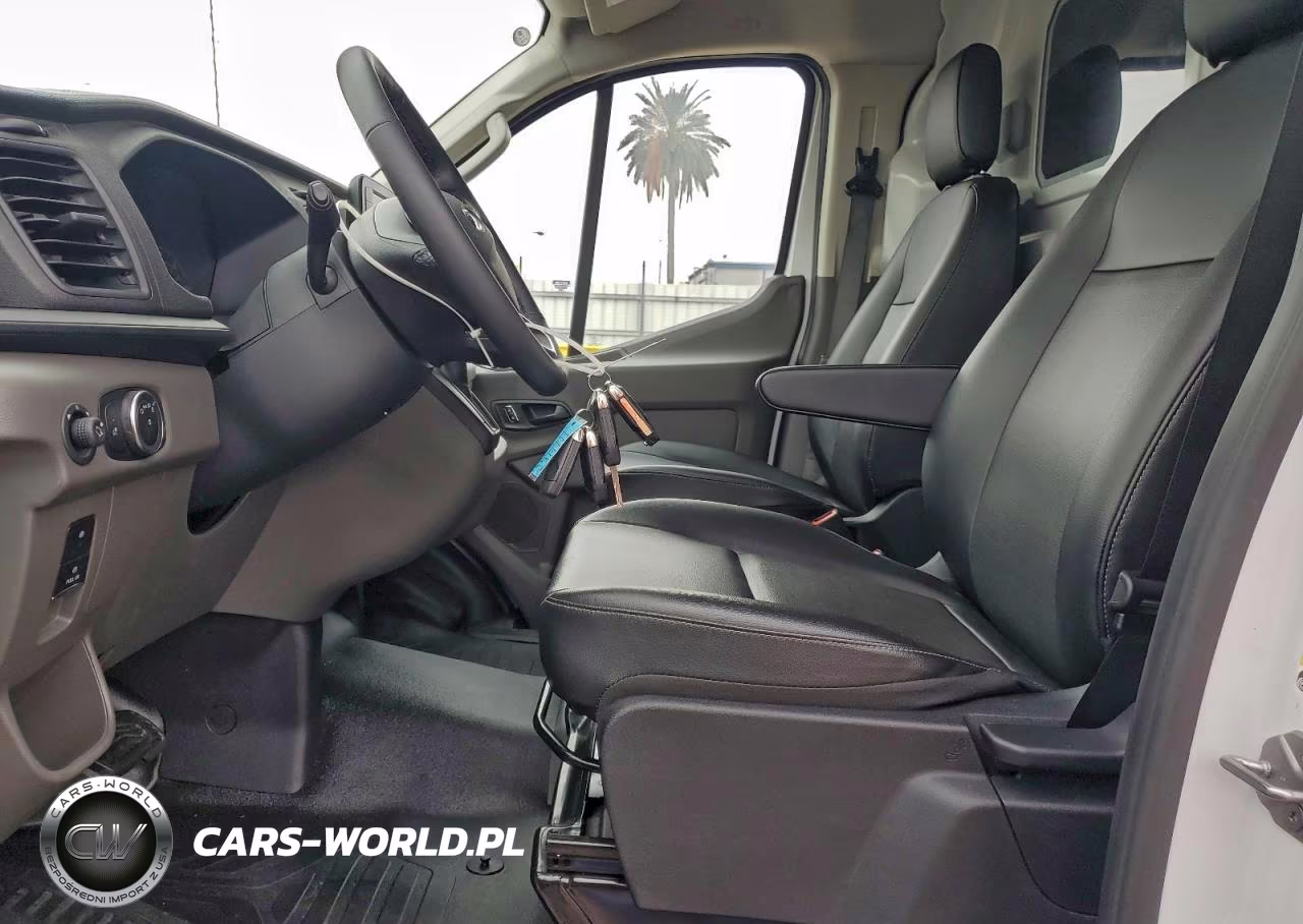 2025 Ford Transit Van VIN:1FTYE1Y85SKA31675 - 7