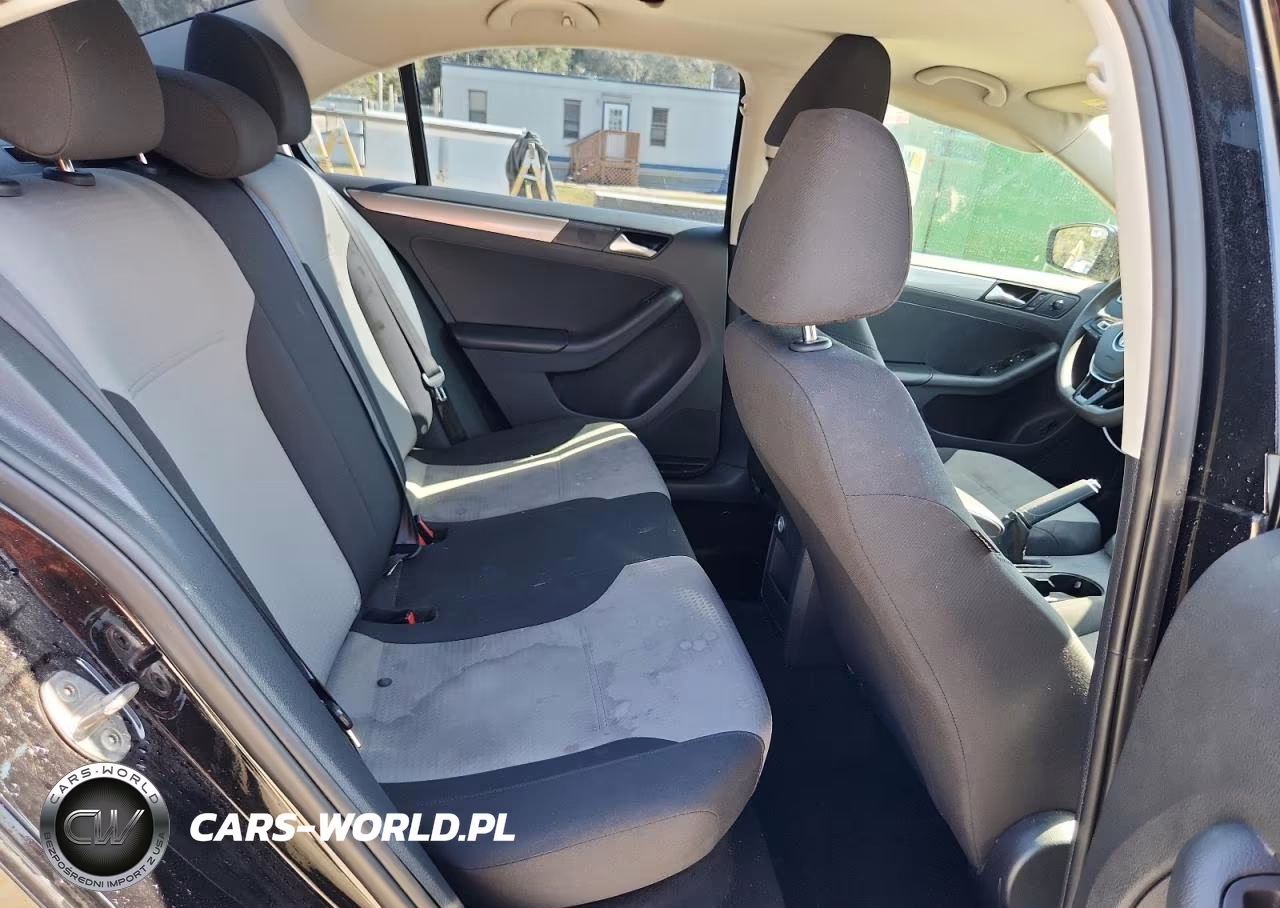 2017 Volkswagen Jetta S VIN:3VW2B7AJ4HM319393 - 10