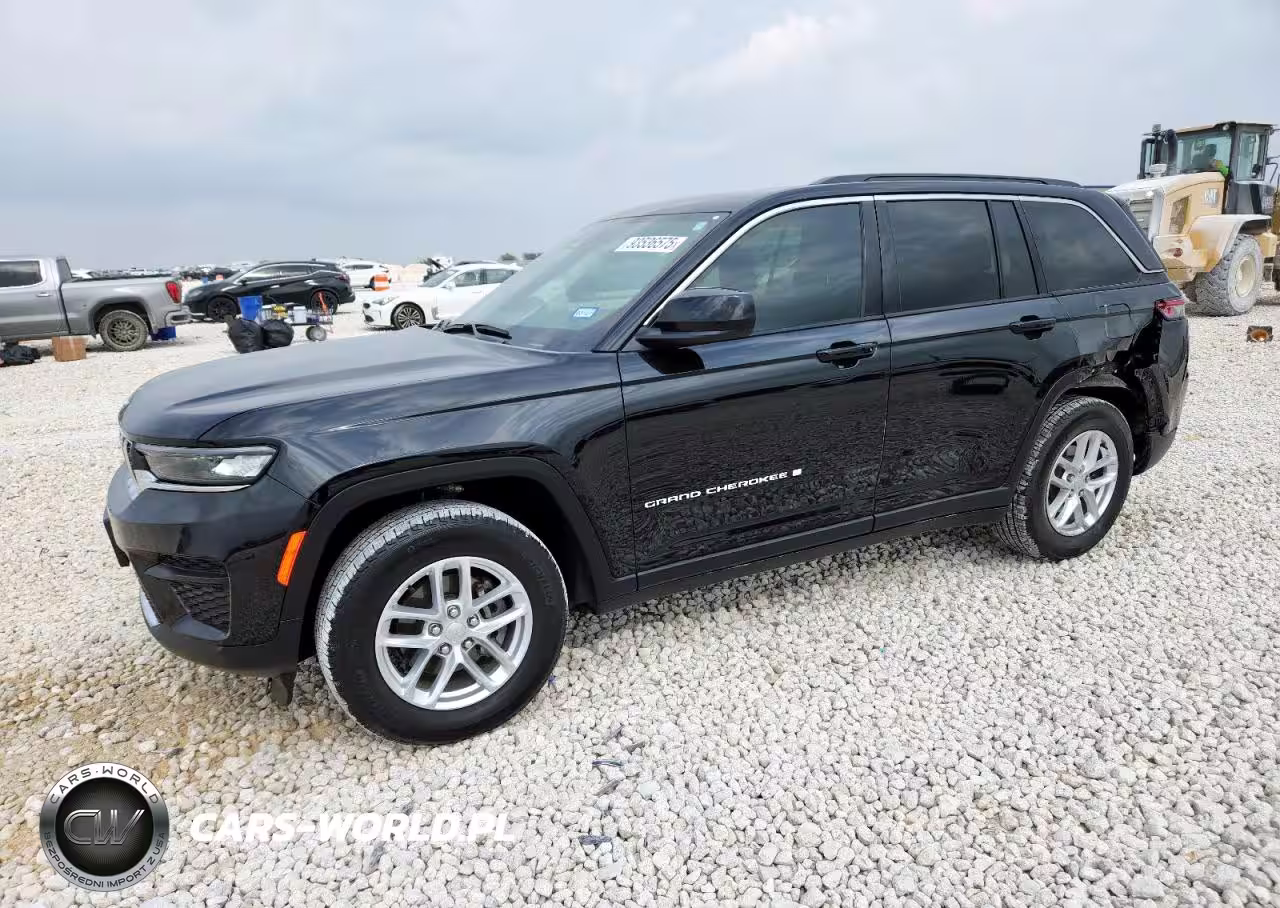 2025 Jeep Grand Cherokee Laredo