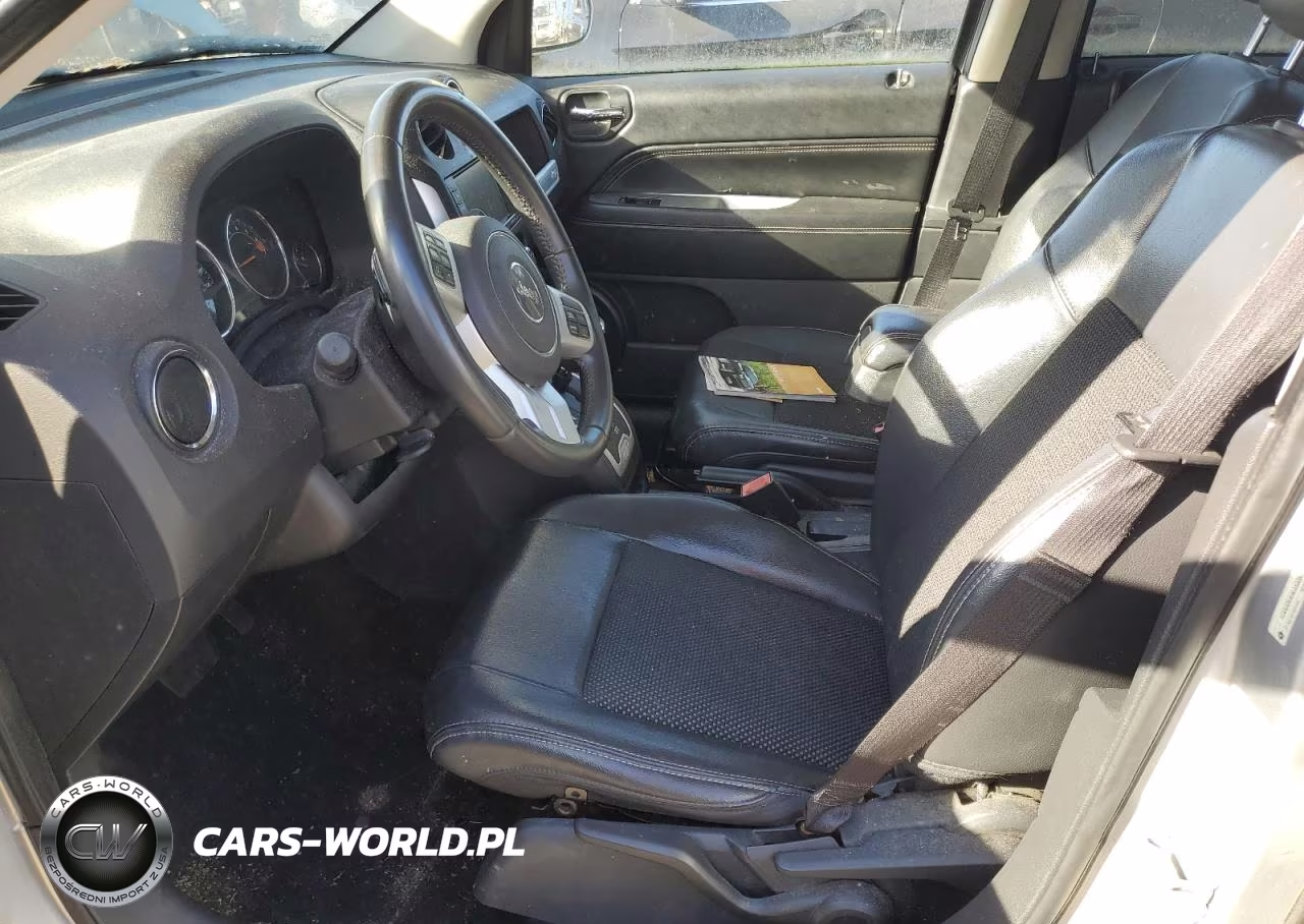 2014 Jeep Compass Latitude VIN:1C4NJDEB9ED532674 - 7