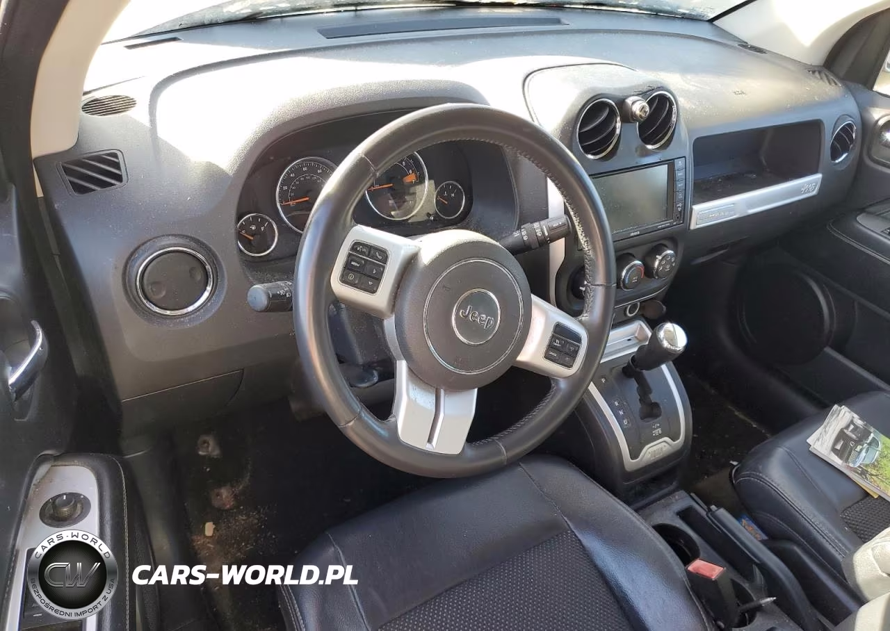 2014 Jeep Compass Latitude VIN:1C4NJDEB9ED532674 - 8