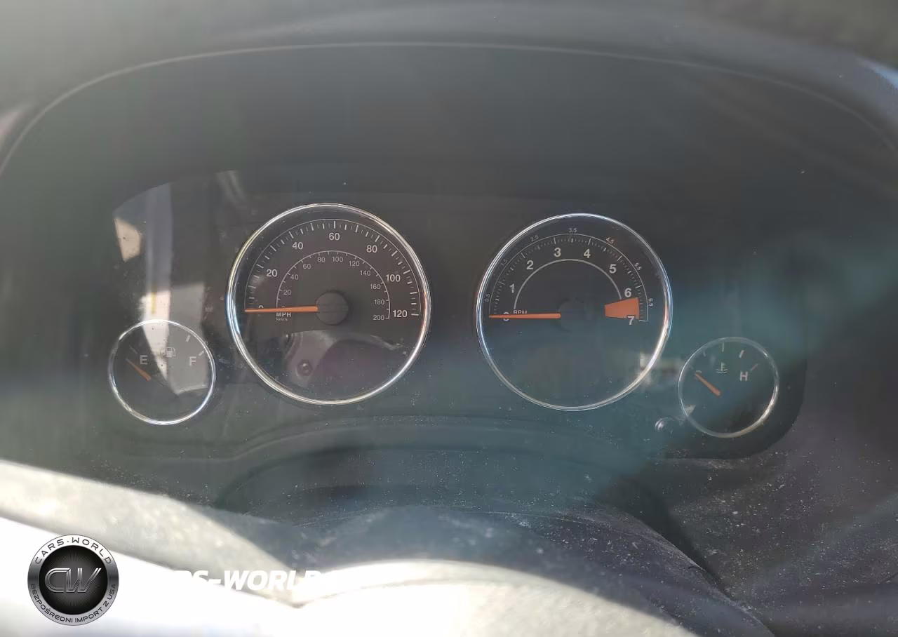 2014 Jeep Compass Latitude VIN:1C4NJDEB9ED532674 - 9