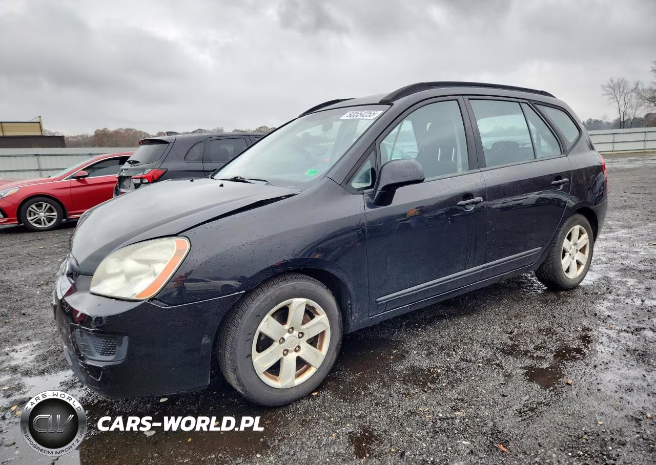 2008 Kia Rondo Base