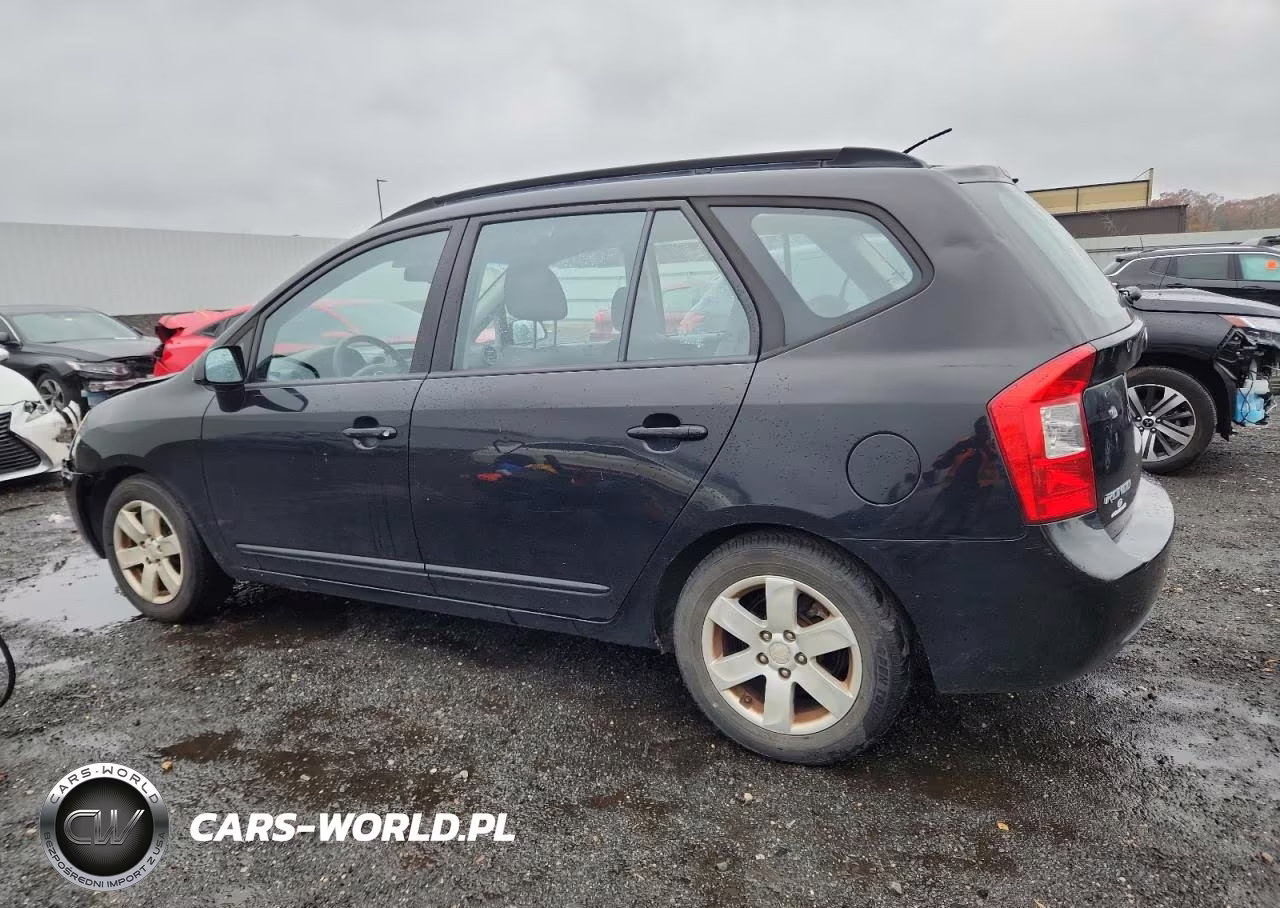 2008 Kia Rondo Base VIN:KNAFG525687171475 - 2
